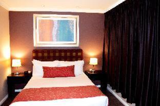 Cabramatta Hotel | Discover Ramada Hotel & Suites: Pool, Restaurant & More
