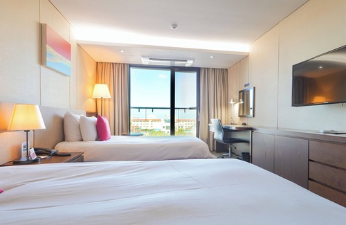 Jocheon Hotel | Discover Ramada Jeju Hamdeok: 4-Star Family-Friendly Retreat
