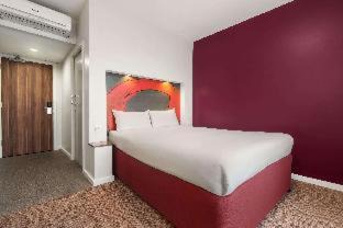 Bishop's Stortford Hotel | Discover Ramada London Stansted Airport - Pet-Friendly Stay