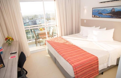 Macae Hotel | Discover Ramada Macaé: Pool, Spa & Family-Friendly Stays