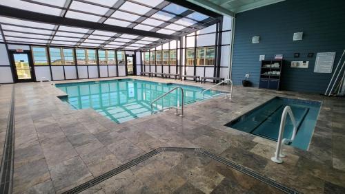 Kill Devil Hills Hotel | Oceanfront Escape at Ramada Plaza by Wyndham Nags Head