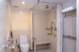 Bang Kho Laem Hotel | Elegant Retreat at Ramada Plaza Bangkok Menam Riverside