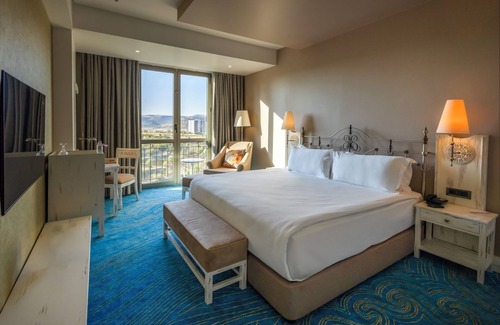 Artuklu Hotel | Elegant Escape at Ramada Plaza by Wyndham Mardin