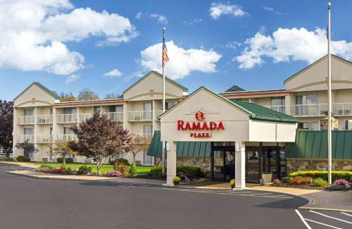 Nasons Corner Hotel | Pet-Friendly Oceanfront Retreat at Ramada Plaza Portland