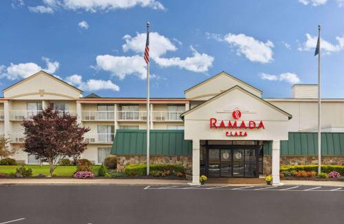 Nasons Corner Hotel | Pet-Friendly Oceanfront Retreat at Ramada Plaza Portland
