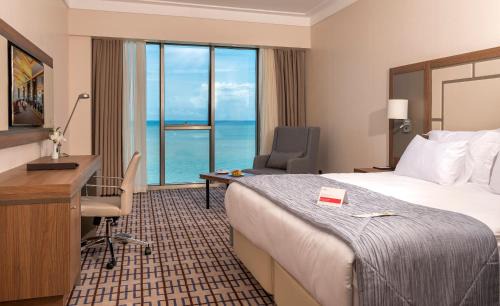 Rize Hotel | Elegant Ramada Plaza Rize: Oceanfront Pool & Spa Retreat