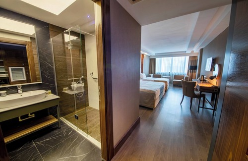 Ilkadım Hotel | Unforgettable Stay at Ramada Plaza by Wyndham Samsun