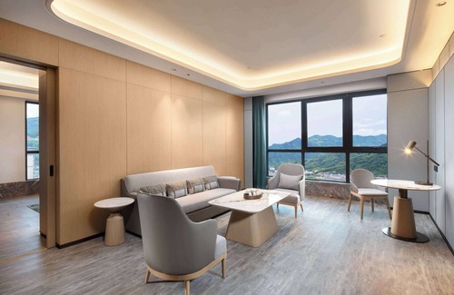 Zhenghe County Hotel | Budget-Friendly Stay at Ramada Plaza by Wyndham Zhenghe