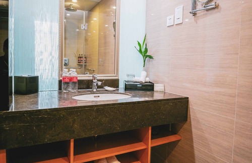 Pudong Hotel | Discover Comfort at Ramada Plaza Shanghai Pudong Airport