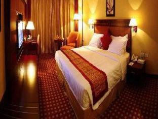 Riyadh Hotel | Explore Ramada by Wyndham Hotel Riyadh: Pool & Spa Retreat
