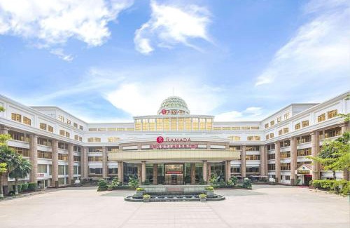 Shajing Hotel | Comfortable Stay at Ramada Shenzhen Baoan with Pool & Dining