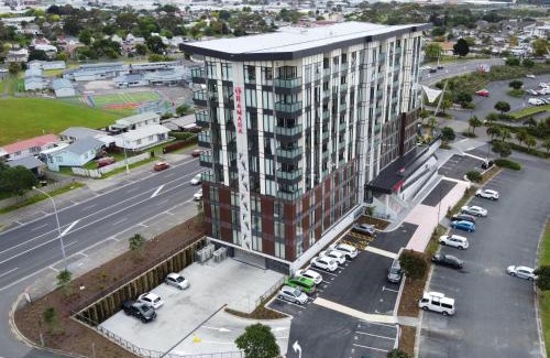 Manurewa Hotel | Comfortable Ramada Suites by Wyndham Manukau Awaits You