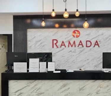 Taebaek Hotel | Discover Comfort at Ramada Taebaek Hotel with Hot Tub