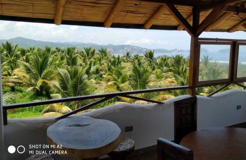 Puerto Cayo House | Serene Ramali: Ocean Views and Spa Retreat by the Sea