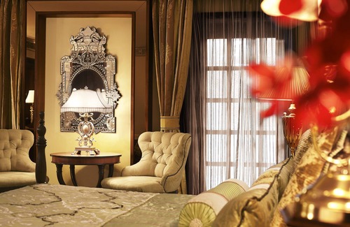 Rambagh Hotel | Exquisite Rambagh Palace: Guest Rated 9.8 with Spa & Pool