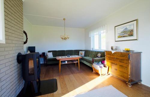 Bostad House | Oceanfront Ramberg Lodge Lofoten - Family Friendly Escape