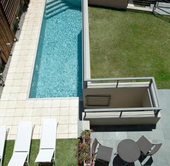 Carrasco Apartment | Oceanfront Rambla Apartamentos: Ideal for Families and Pets