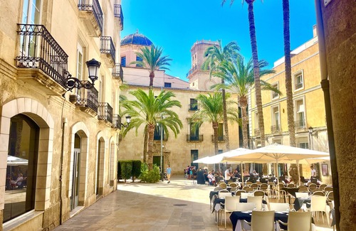 Alicante City Centre Apartment | Experience Rambla Home by Gloove: Rated 10/10 Stay