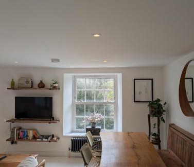 Talland Apartment | Ramble & Rye - The Nest
