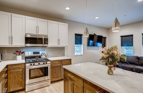 Georgetown House | Rambler's Retreat: Lakefront Escape with Pool & Spa