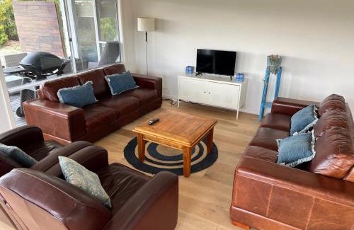 Waterhouse House | Discover Ramblers Croft: Pet-Friendly Retreat with WiFi