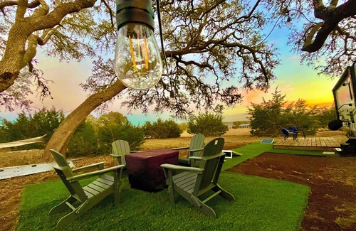 Dripping Springs House | Ramblin' Rose: a sweet Glamper for 2 under the stars in Dripping Springs