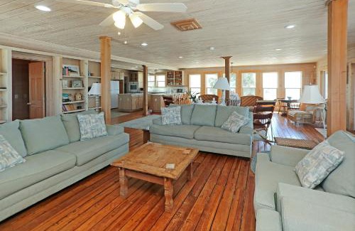 Cape San Blas House | Family-Friendly Retreat at Ramblin Wreck by Pristine Property