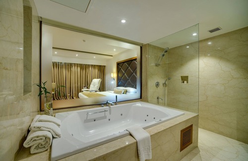 Shivajinagar Hotel | Elegant Stay at Ramee Grand Hotel and Spa, Pune