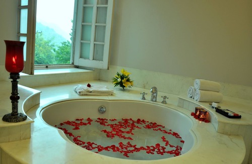 Gopalgarh Hotel | Discover Ramgarh Lodge, Jaipur - 4-Star Retreat with Spa