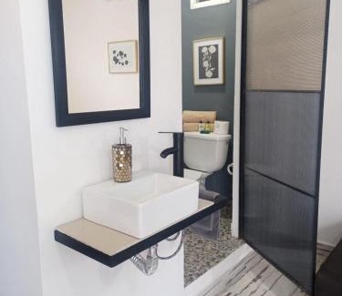 Villahermosa Apartment | Pet-Friendly Ramona Loft with Breakfast for Families