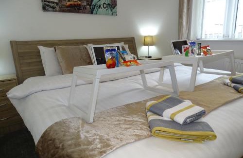 Fishlake Apartment | Ramskir Apartment: Oceanfront Retreat with Great Amenities