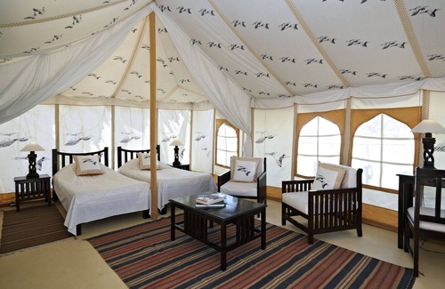 Sapotra Hotel | Discover Ramthara Fort: A 4-Star Oasis with Spa & Dining