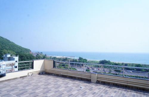 Visakhapatnam Apartment | Child-Friendly Ramya Grand: Guest Rated 9.6/10