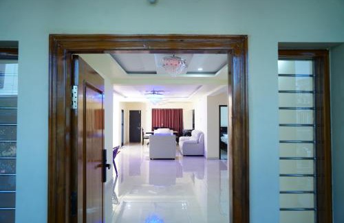 Visakhapatnam Apartment | Child-Friendly Ramya Grand: Guest Rated 9.6/10