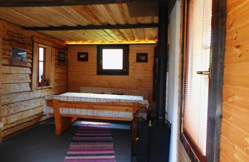 Liptovske Beharovce House | Discover Ranč pod Hájom: Pet-Friendly Retreat with Breakfast