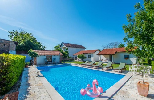 Trn House | Experience Ranc Vitina: Oceanfront Oasis with Perfect Reviews