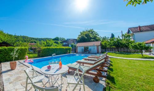 Trn House | Experience Ranc Vitina: Oceanfront Oasis with Perfect Reviews