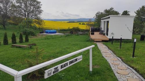 Trsice House | Discover Ranch 66 - Modern Tiny House with Hot Tub & Pool