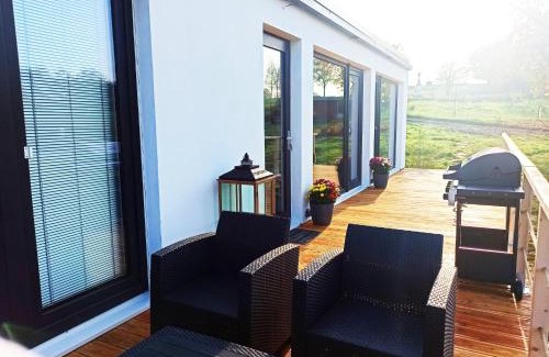 Trsice House | Discover Ranch 66 - Modern Tiny House with Hot Tub & Pool