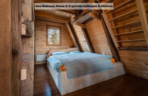 Vojnik House | Discover Ranch at Geta: Pet-Friendly Retreat with Kitchen