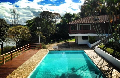 Sete Pontes House | Idyllic Retreat at Ranch by Braganca Paulista's Dam
