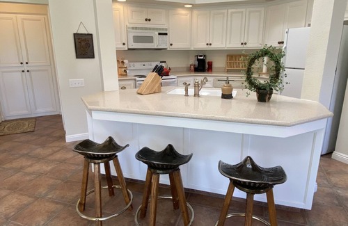 Springville House | Ideal Ranch Home with Horse Facilities and Family-Friendly Vibes