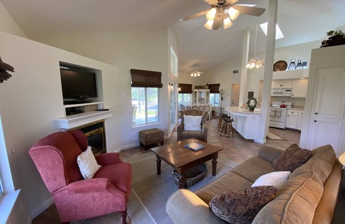 Springville House | Ideal Ranch Home with Horse Facilities and Family-Friendly Vibes
