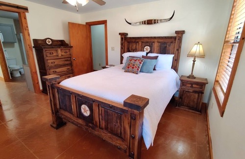 Johnson City House | Cozy Ranch House & Cabin with Fire Pit and Hot Tub