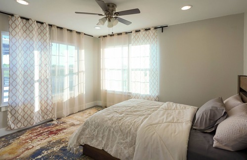 Del Valle Other | Inviting Ranch House: Ideal for Parties & Events, 10/10 Rated