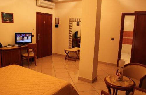 Zona Ospedaliera Hotel | Discover Ranch Palace Hotel: 4-Star Comfort & Relaxation