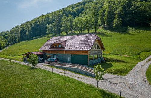 Rogaska Slatina Ski Chalet | Relaxing Ranch Stojnšek House with Sauna - Guest Rated 10/10