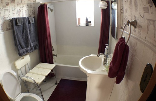 Sioux County Cabin | Cozy Ranch Style Cabin with Pool and Family Amenities