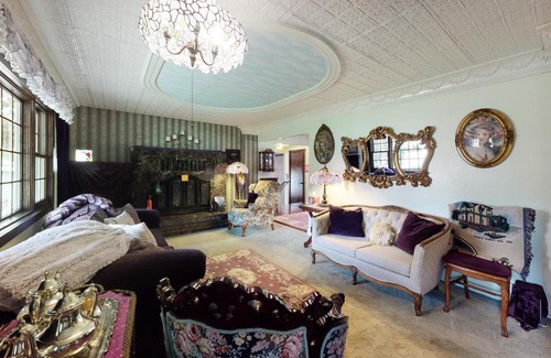 Sattley House | Ranchita Avalon: Top-Rated Getaway with Hot Tub & Accessibility