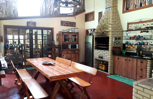 Sao Roque House | Perfect Getaway at Rancho Clau e Mari: Pool & Pet-Friendly